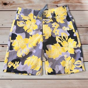 SIDEOUT Hawaiian & Camo Swim Trunks